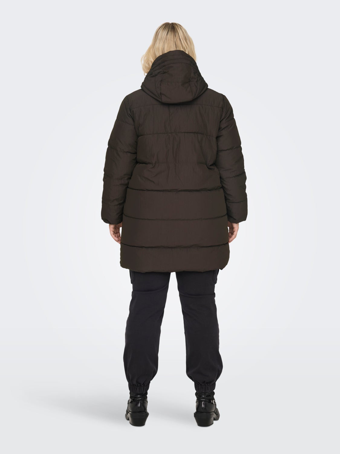Curvy long puffer coat