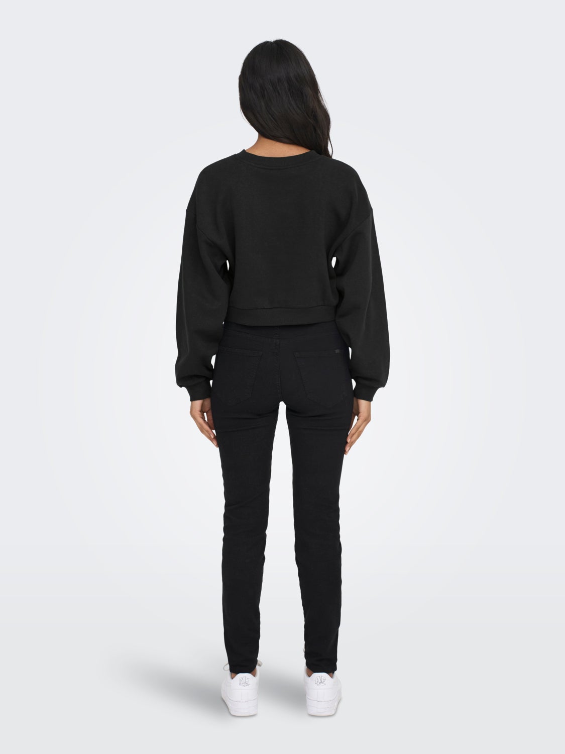 Cropped o-neck sweatshirt