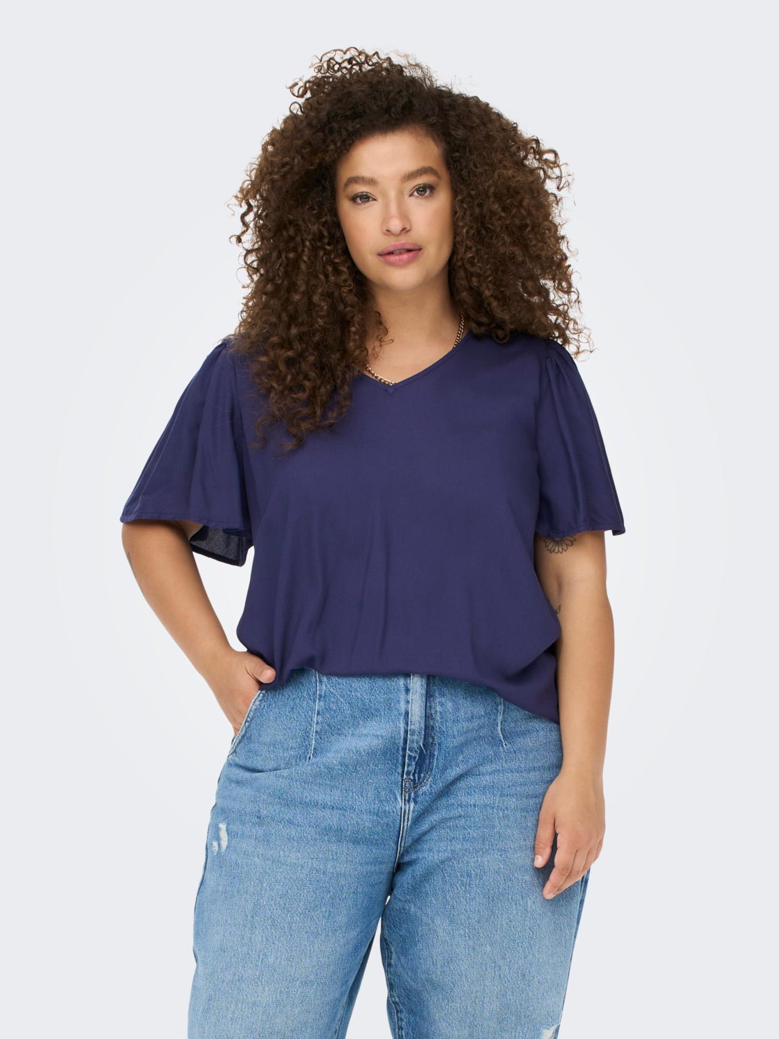 Curvy V-neck Viscose Top