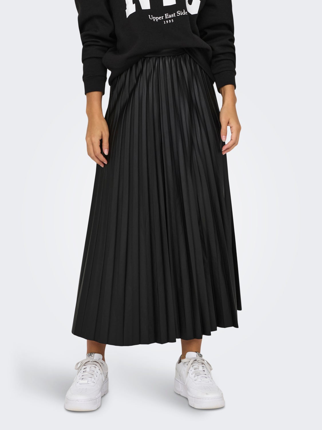 Maxi coated skirt