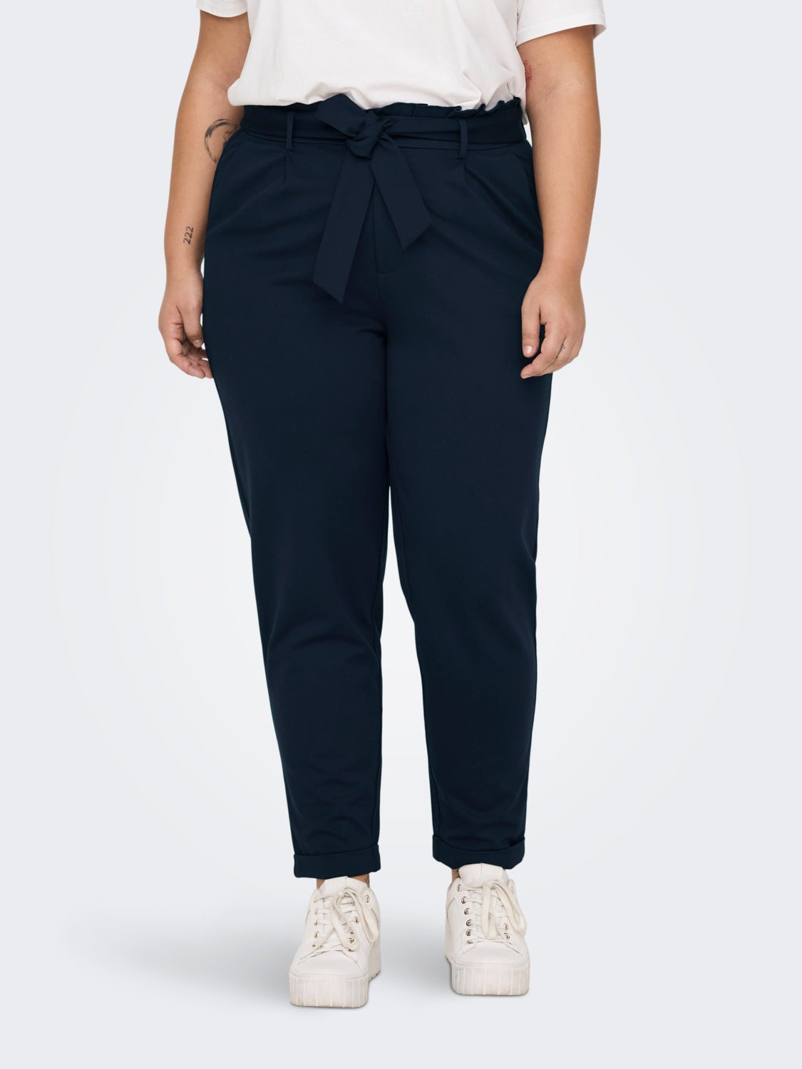 Curvy tie belt viscose pants