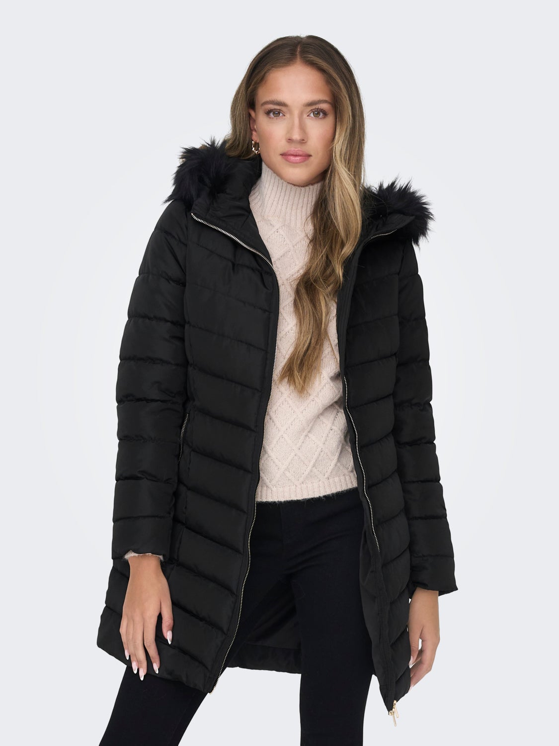 Hooded puffer jacket