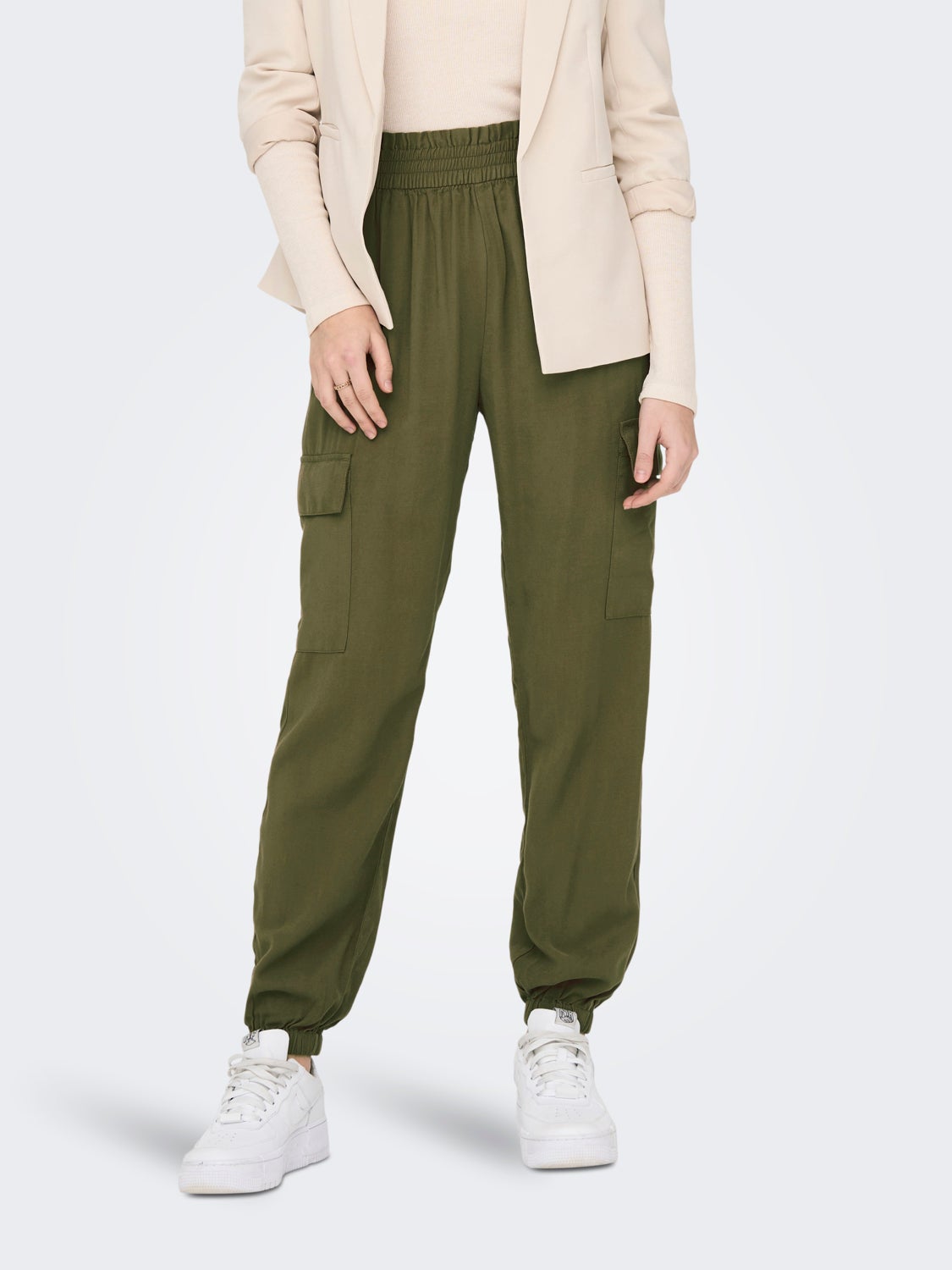 High waisted cargo Trousers