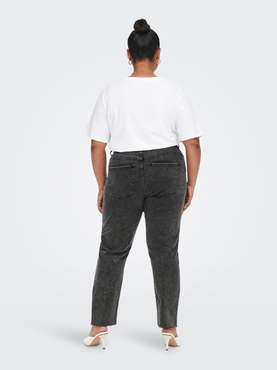 Curvy Careneda HW Ank mom jeans