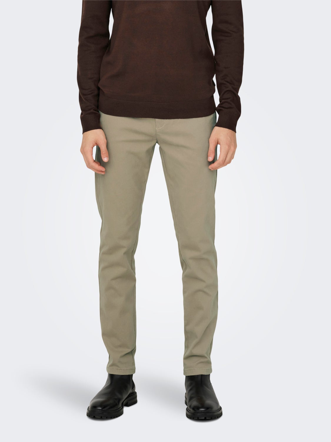 Classic chino trousers