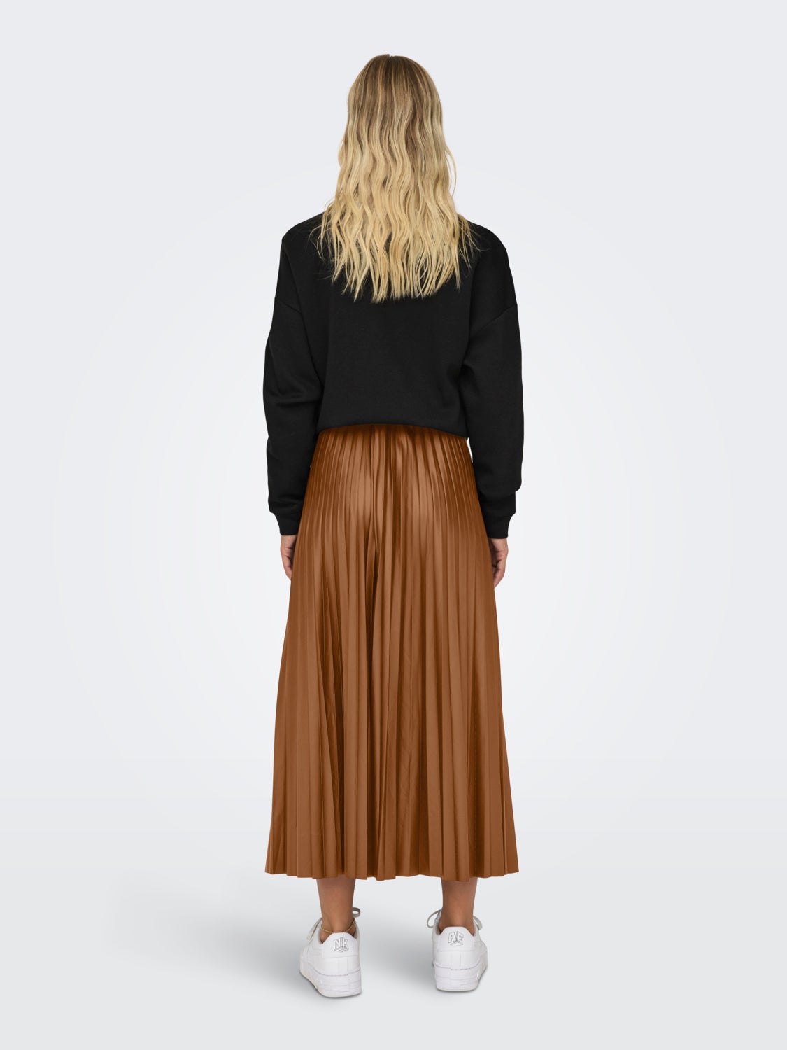 Maxi coated skirt