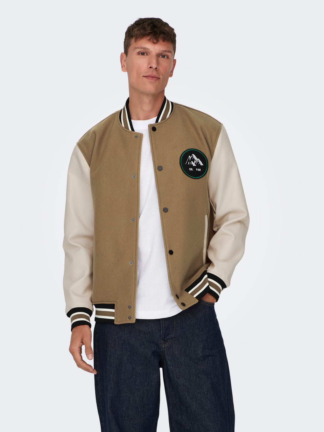 Bomber jacket