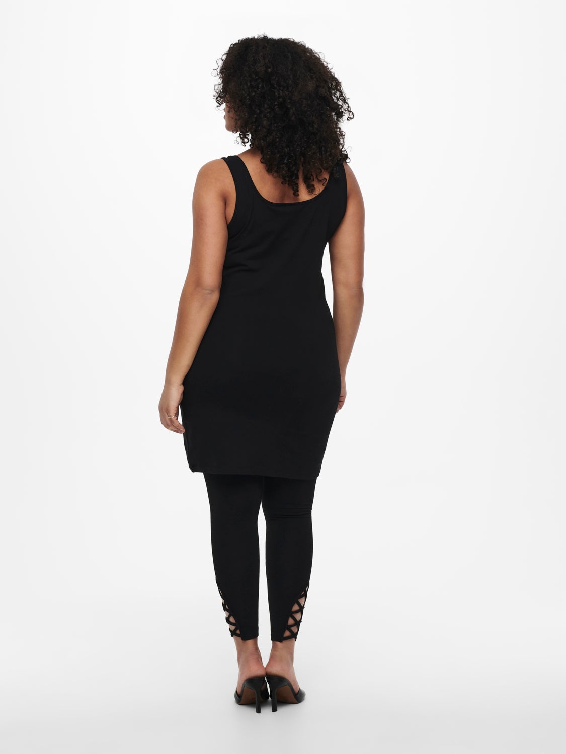 Curvy basic Tank top