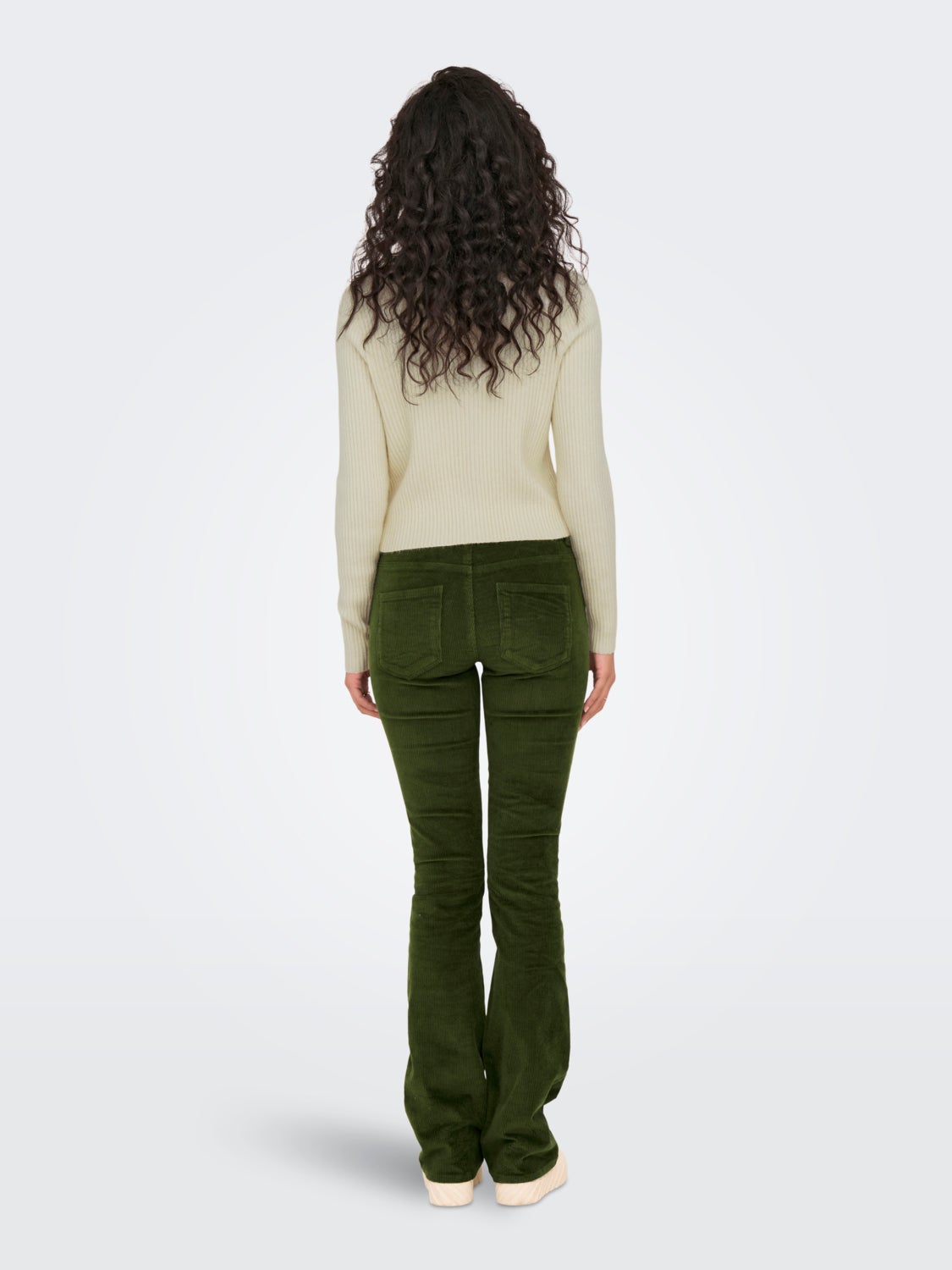 Knit cardigan with buttons