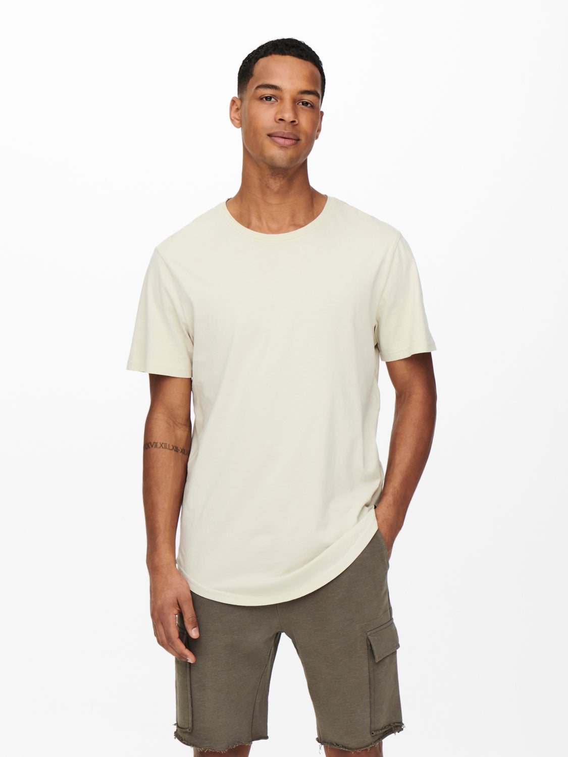 Long o-neck t-shirt