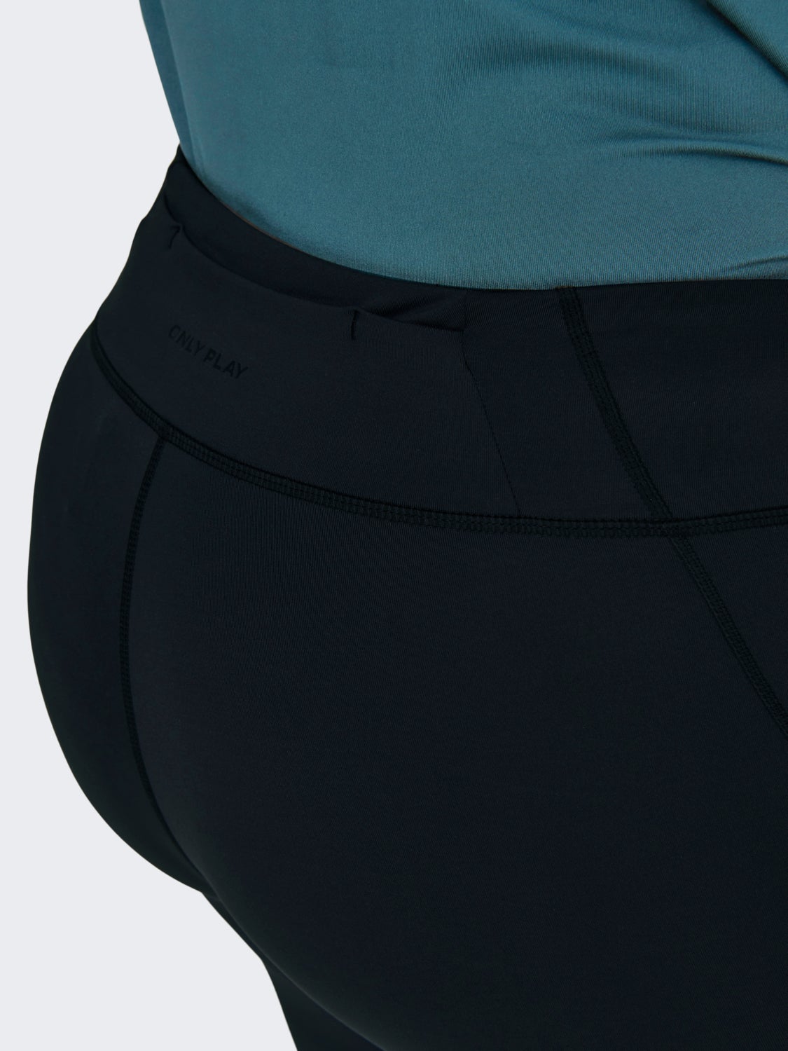 Curvy Highwaisted Training Tights