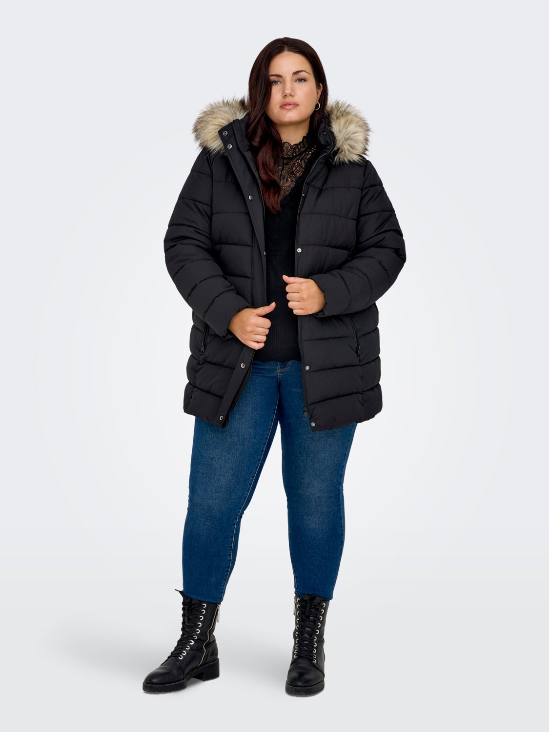 Curvy jacket with hood