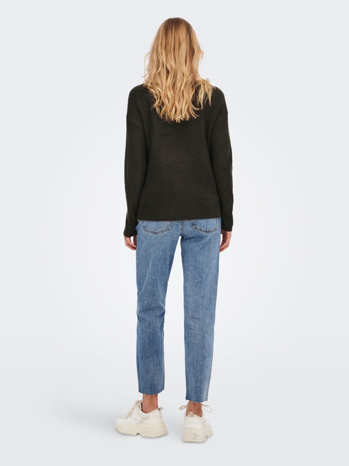 V-neck Knitted Pullover