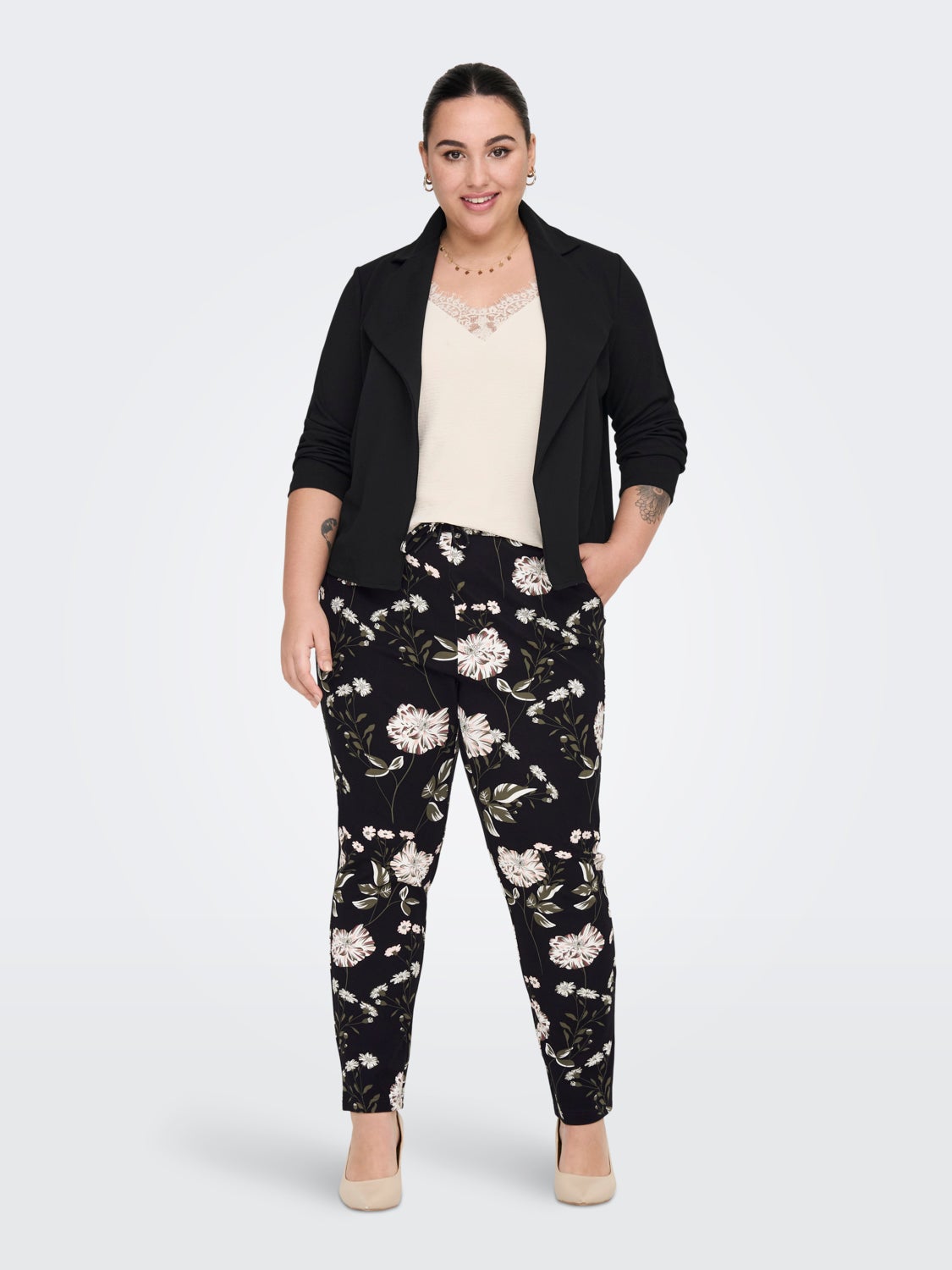 Curvy patterned classic Trousers
