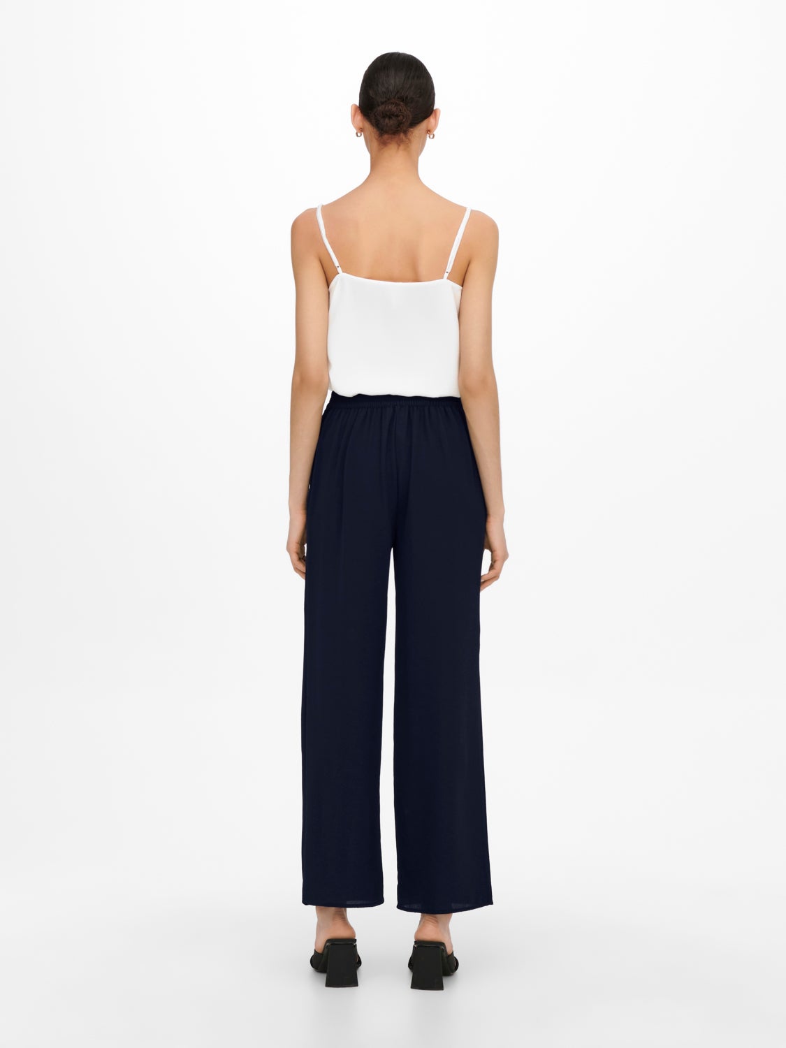 Solid colored Trousers