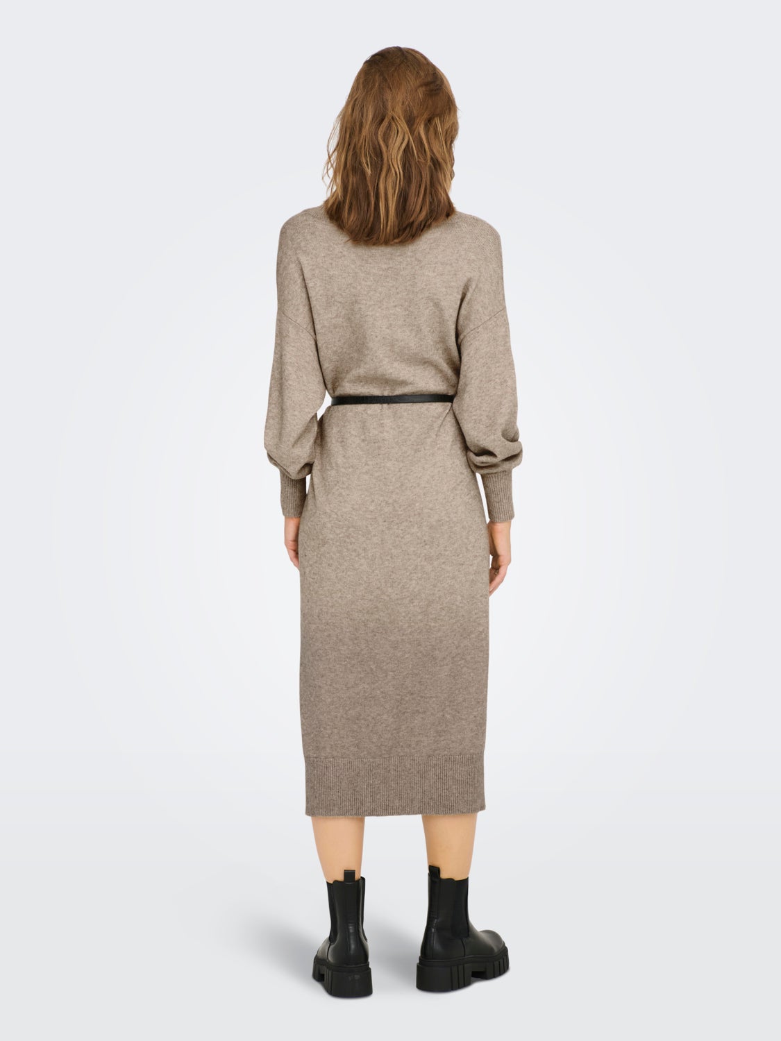 Loose Fit V-Neck Knitted Dress