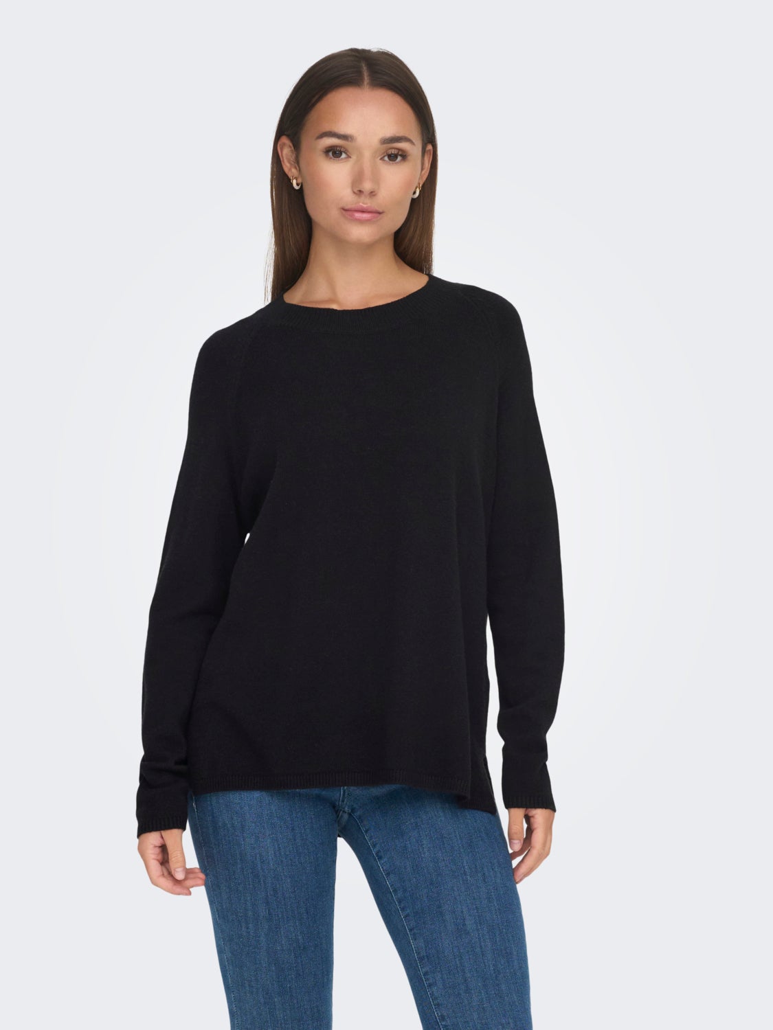 o-neck shirt with long sleeves