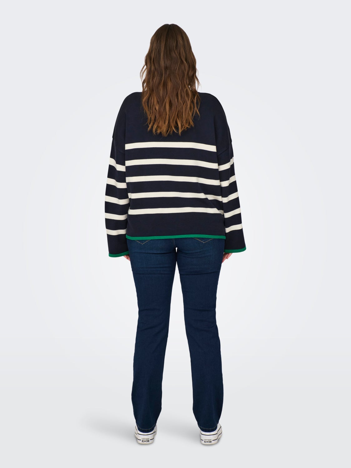 Curvy striped knitted pullover