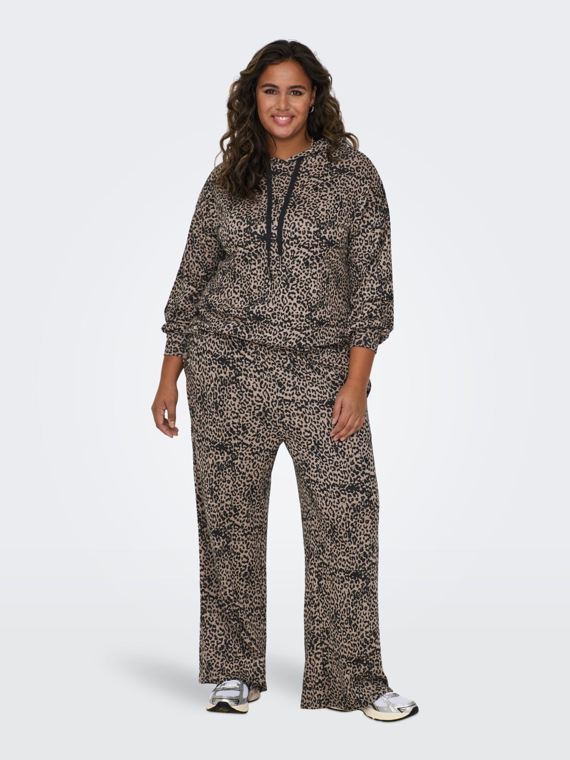 Curvy printed trousers
