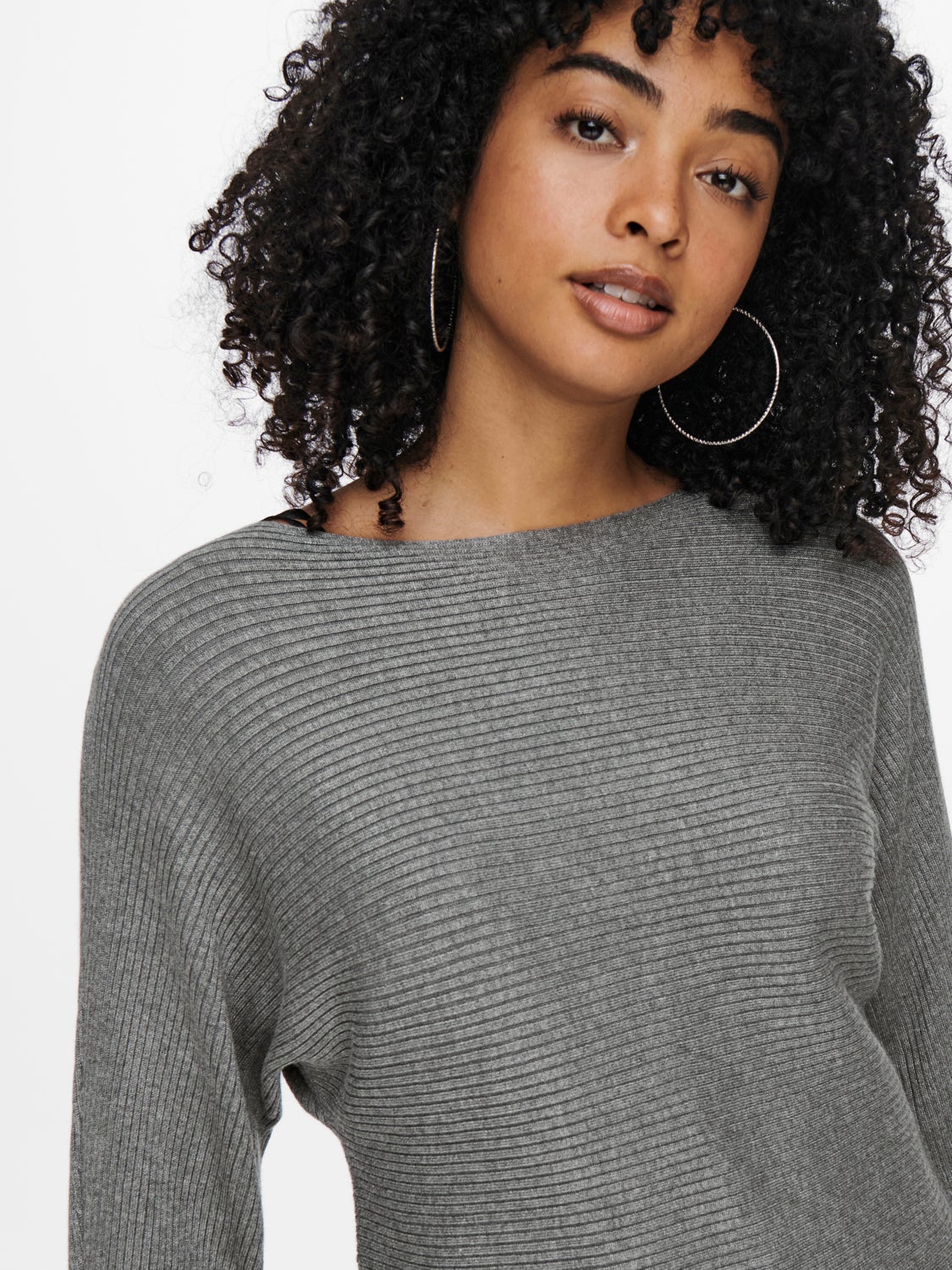 Short Knitted Pullover
