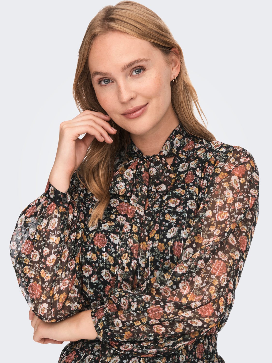 Bow Long Sleeved Top