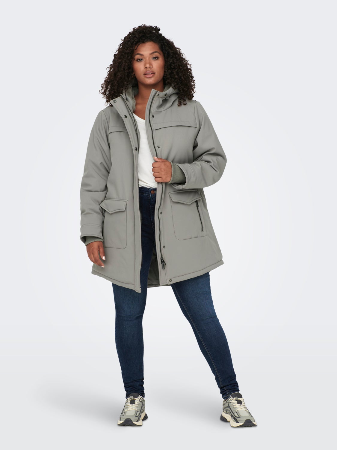 Curvy lined Parka