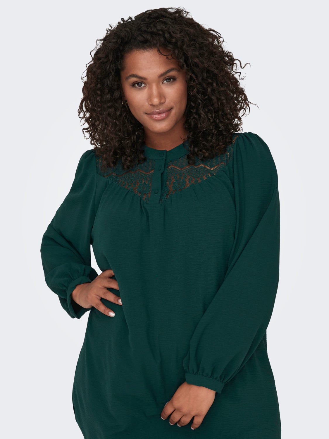 Curvy Long shirt with lace