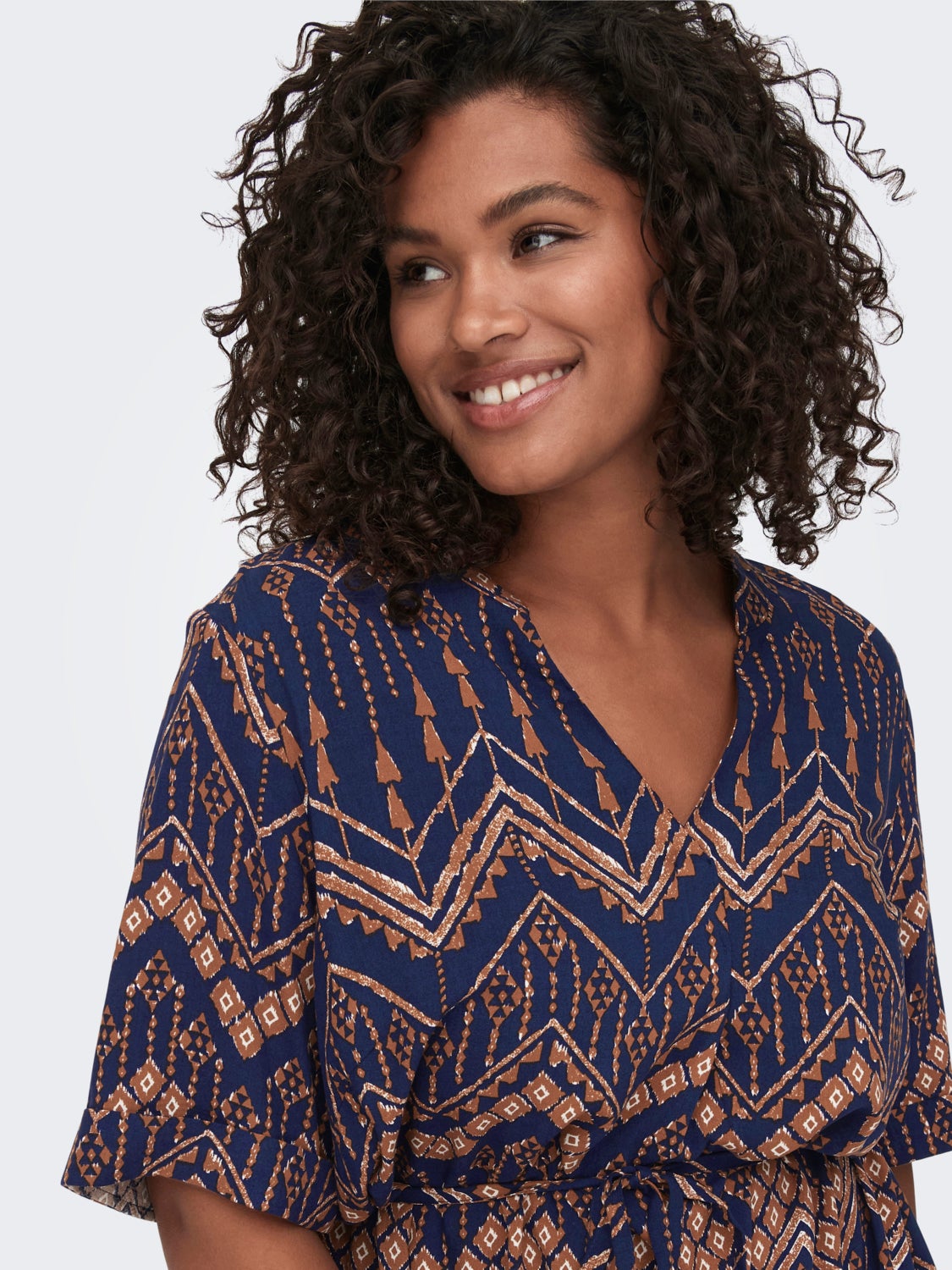 Curvy short sleeve midi dress