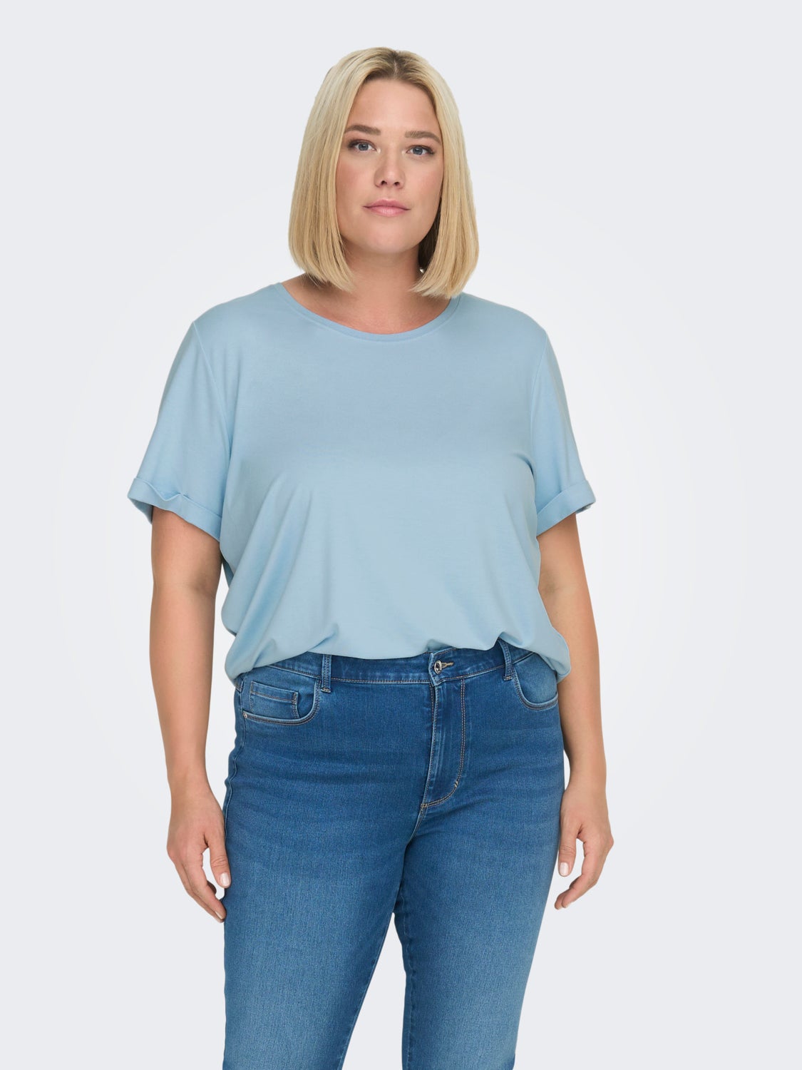 Curvy solid colored T-shirt