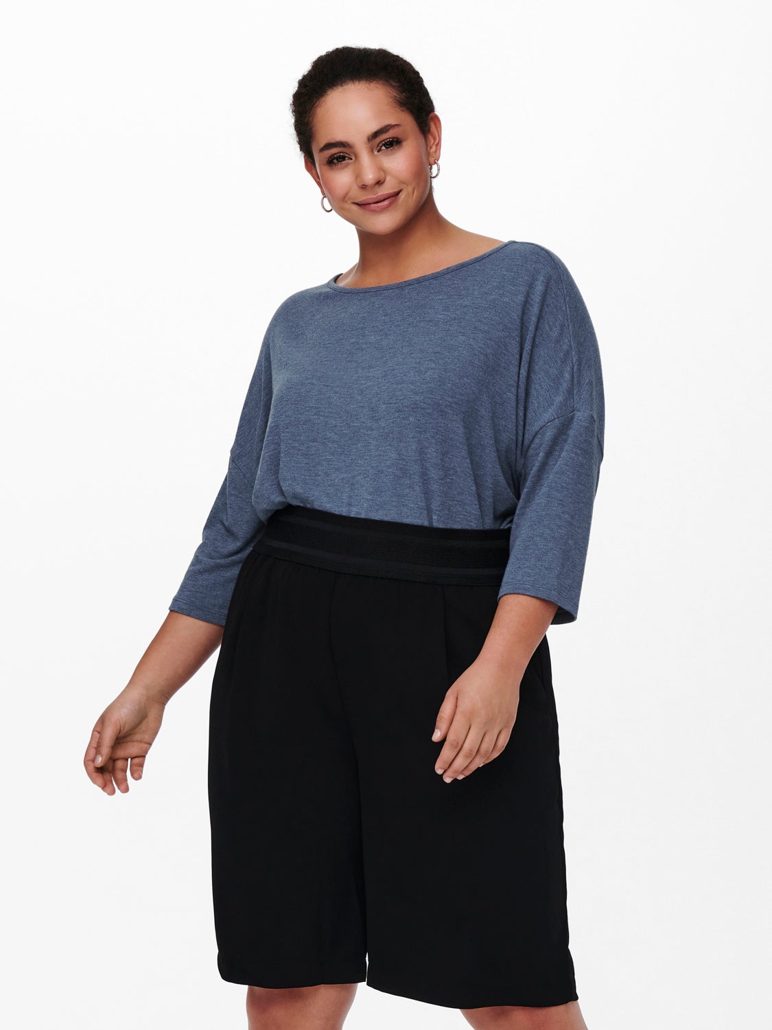 Curvy loose fitted 3/4 sleeved top