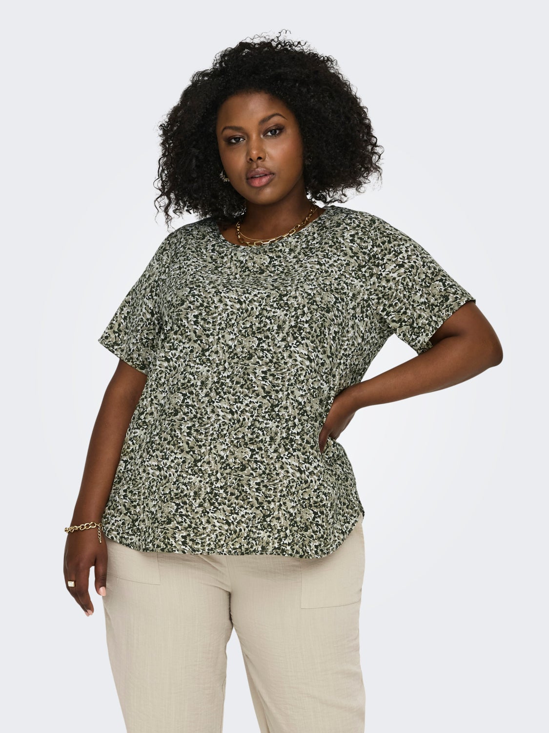 Curvy short sleeve Top
