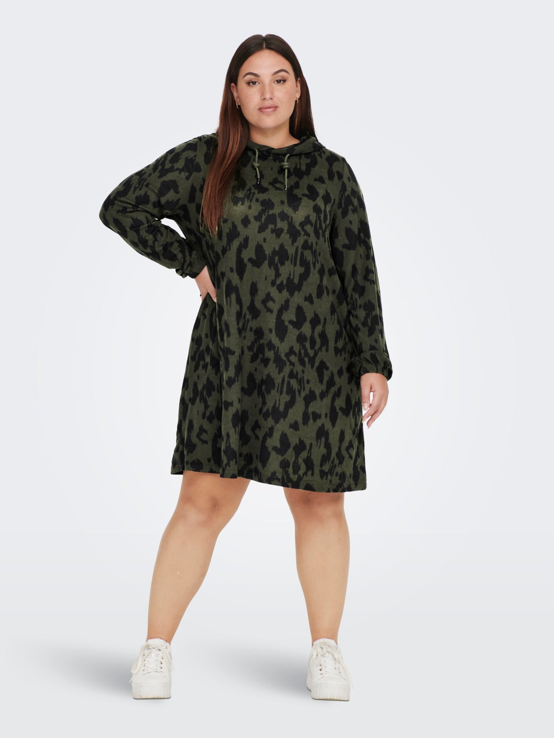 Curvy hoodie dress