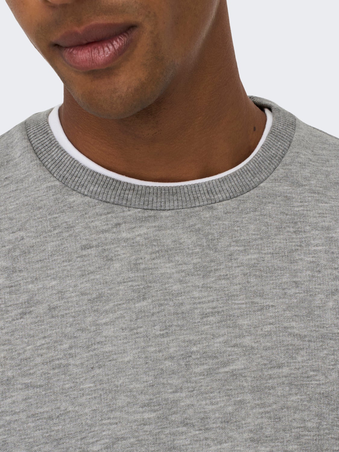 Regular Fit O-Neck Sweatshirt