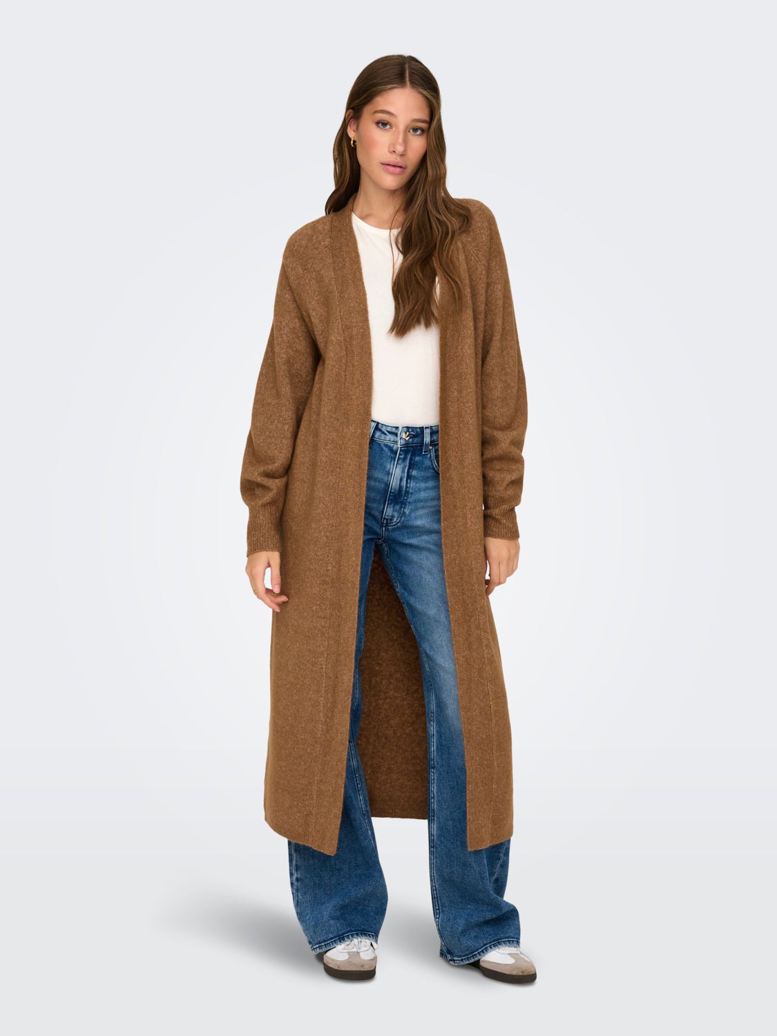 Long cardigan with balloon sleeves