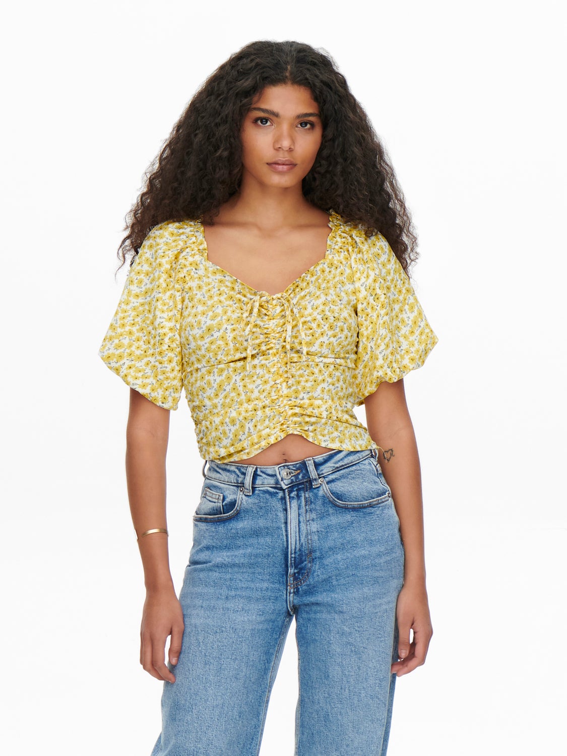 Bodycon Fit Square neck Volume sleeves Top