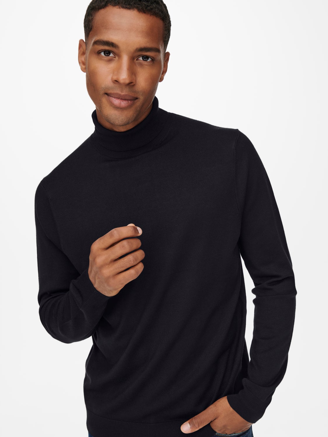 Roll neck knitted pullover