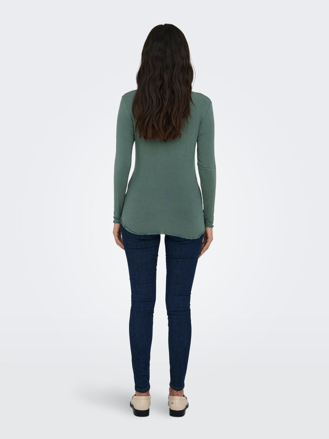 Wave edge Long sleeved top