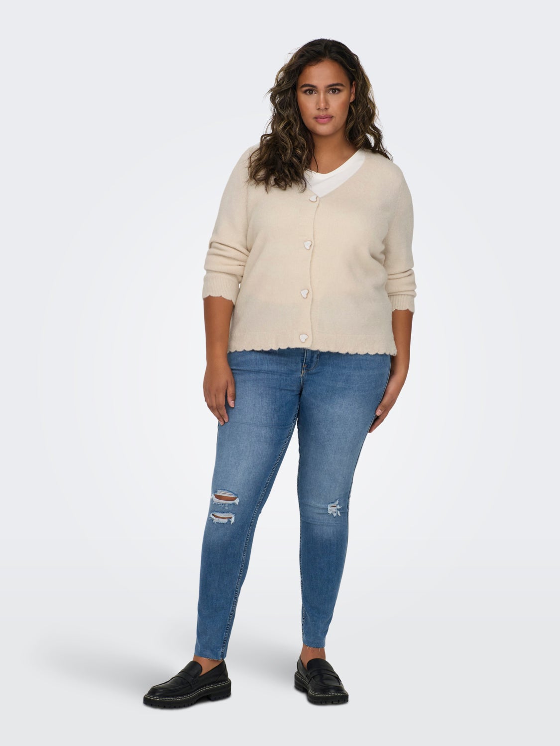 Curvy v-neck cardigan
