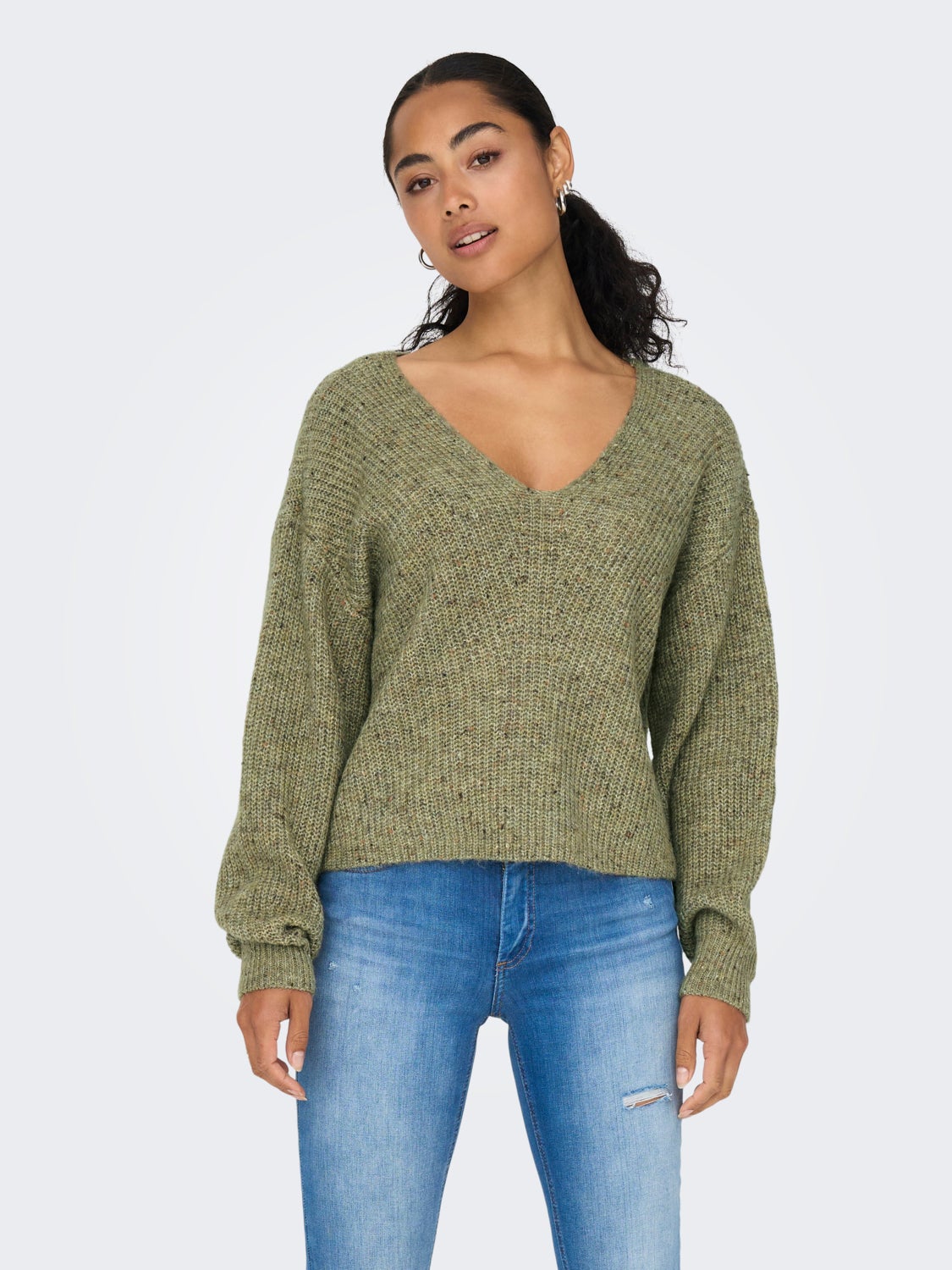 V-neck knitted pullover