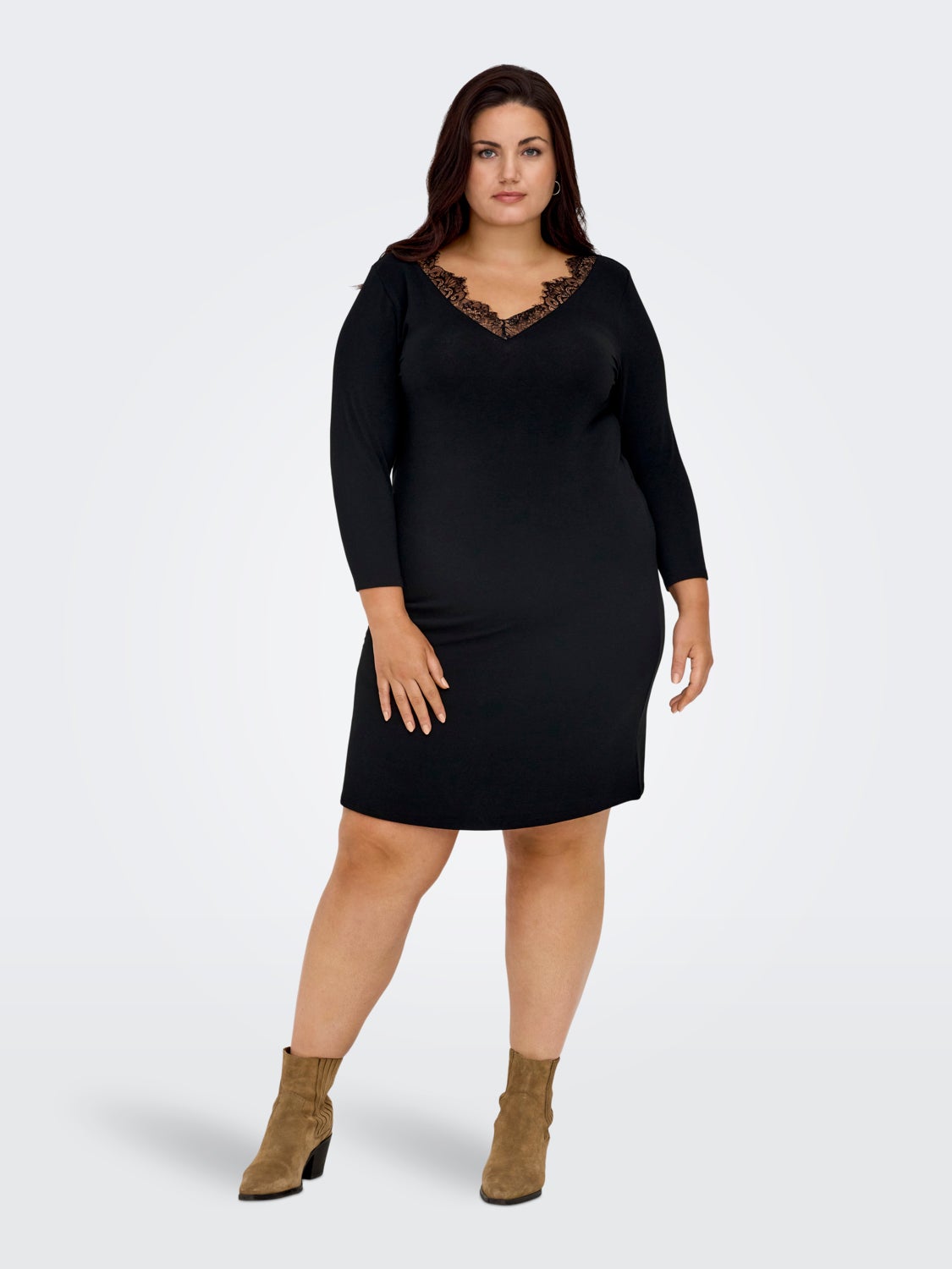 Curvy v-neck dress