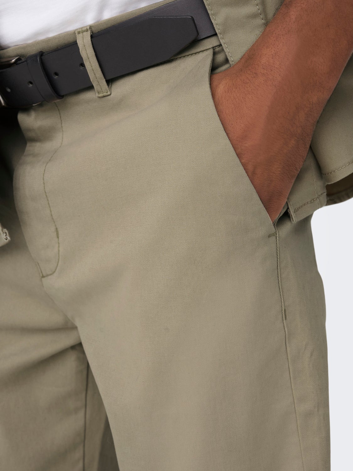 Chino pants with turn-up