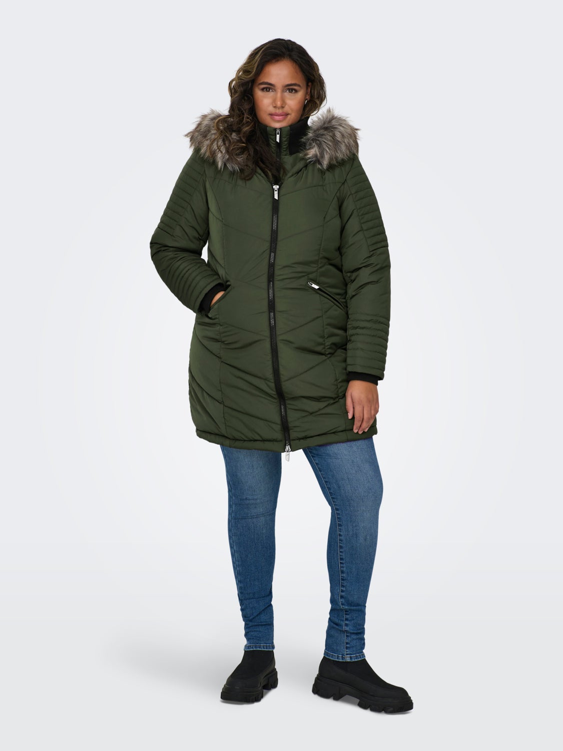 Curvy quilted coat