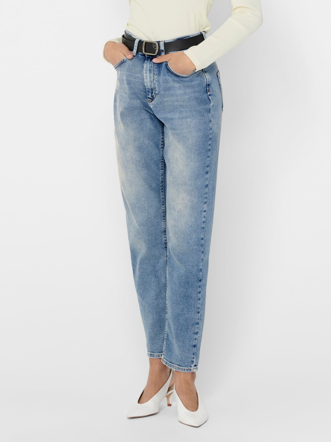 ONLVENEDA MOM JEANS REA7452 NOOS