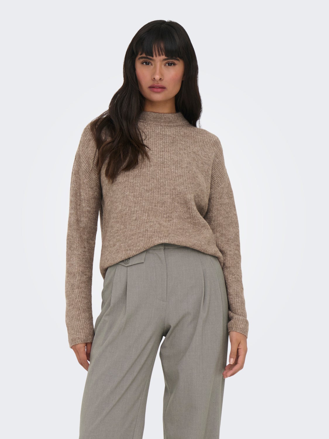 High neck knitted pullover