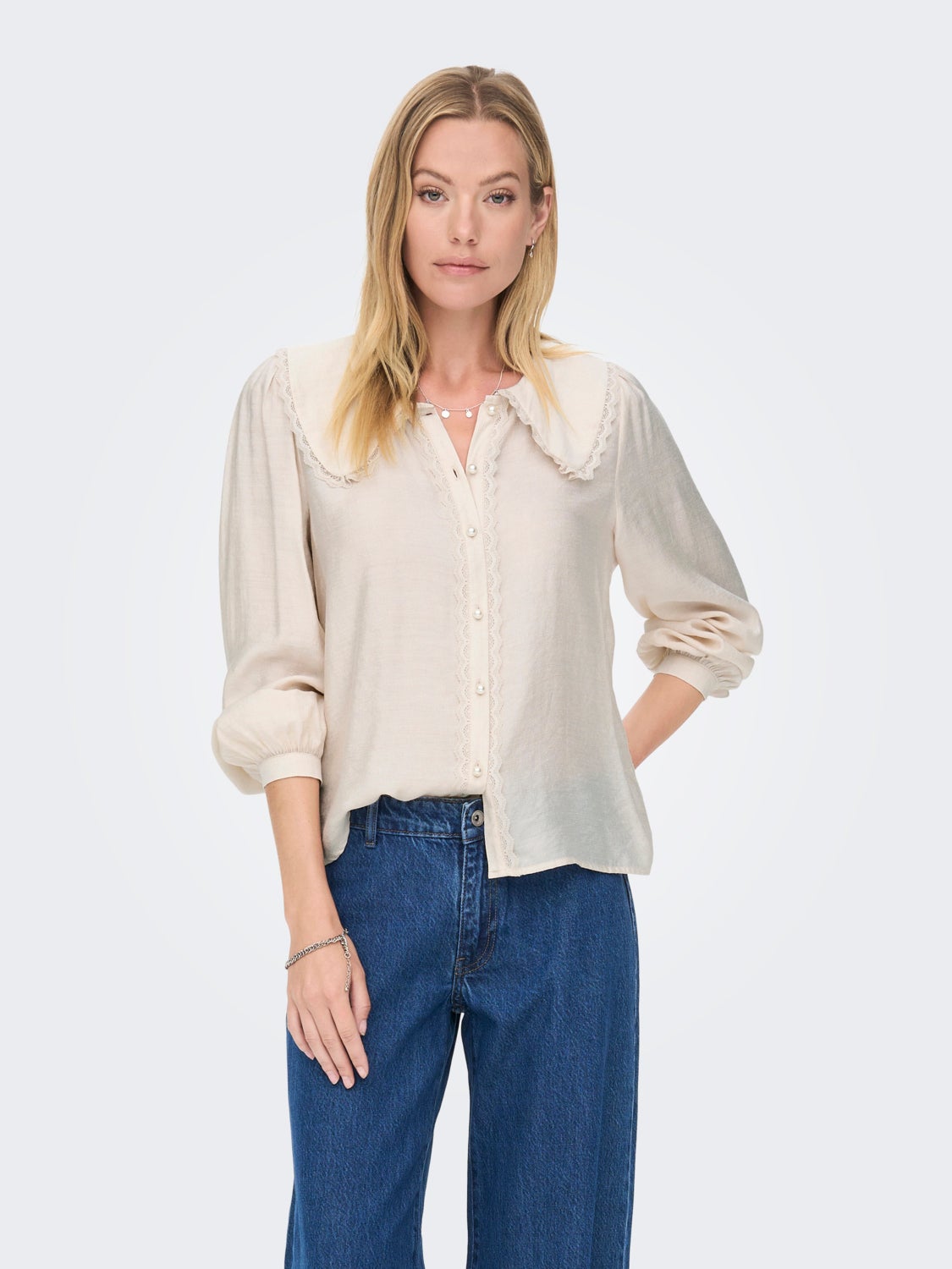 Collar Long Sleeved Top