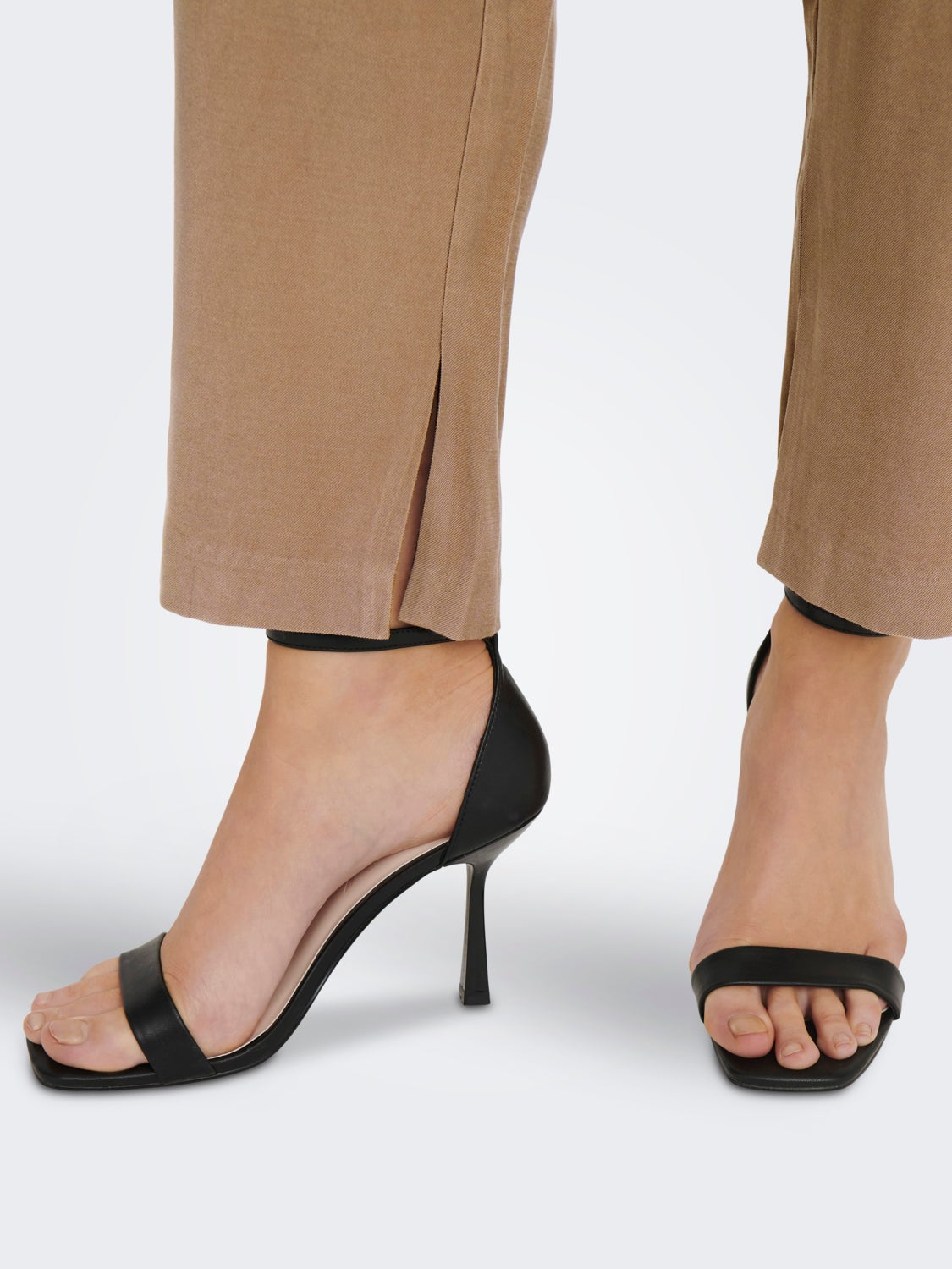 Straight Fit High waist Trousers