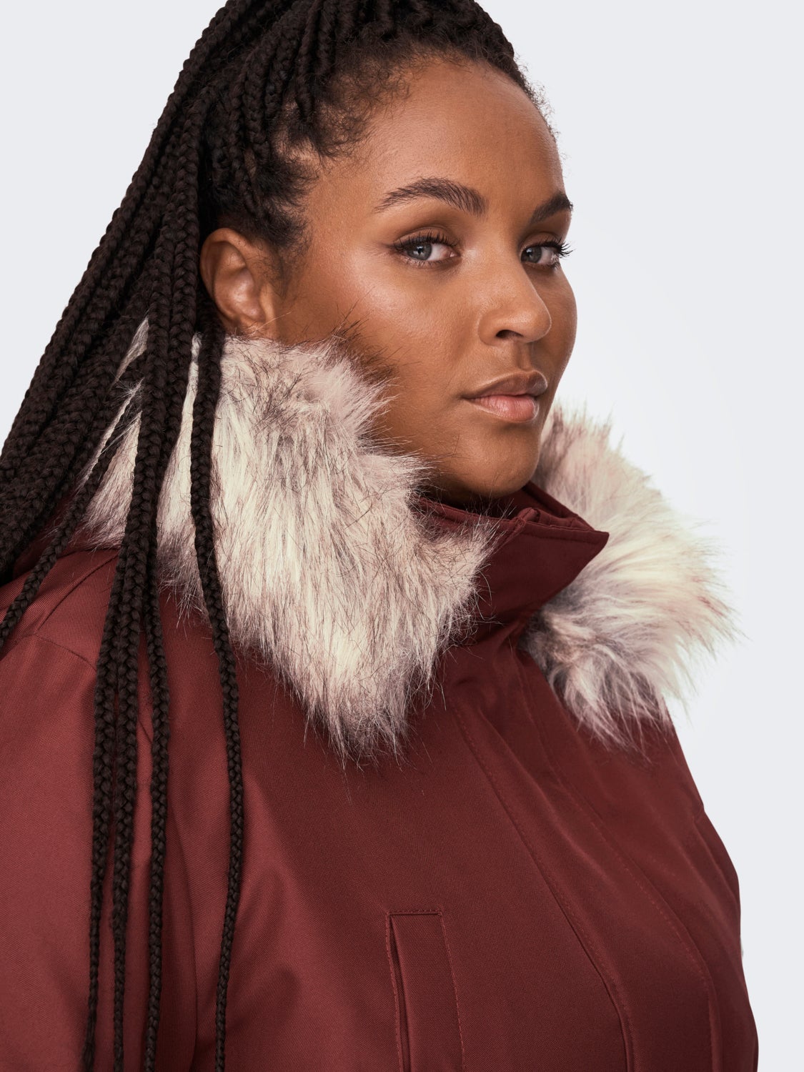 Curvy jacket with hood