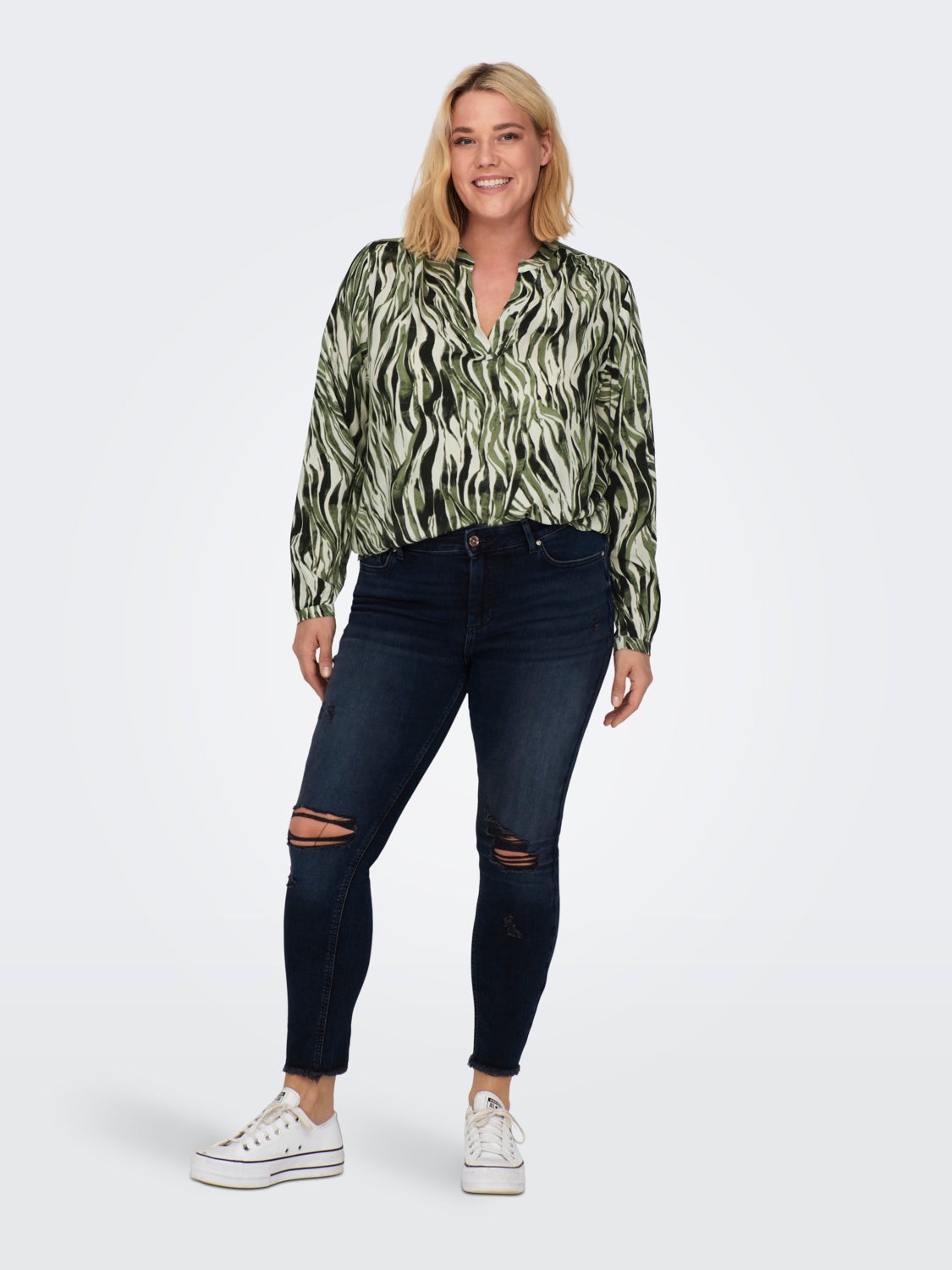 Curvy viscose top