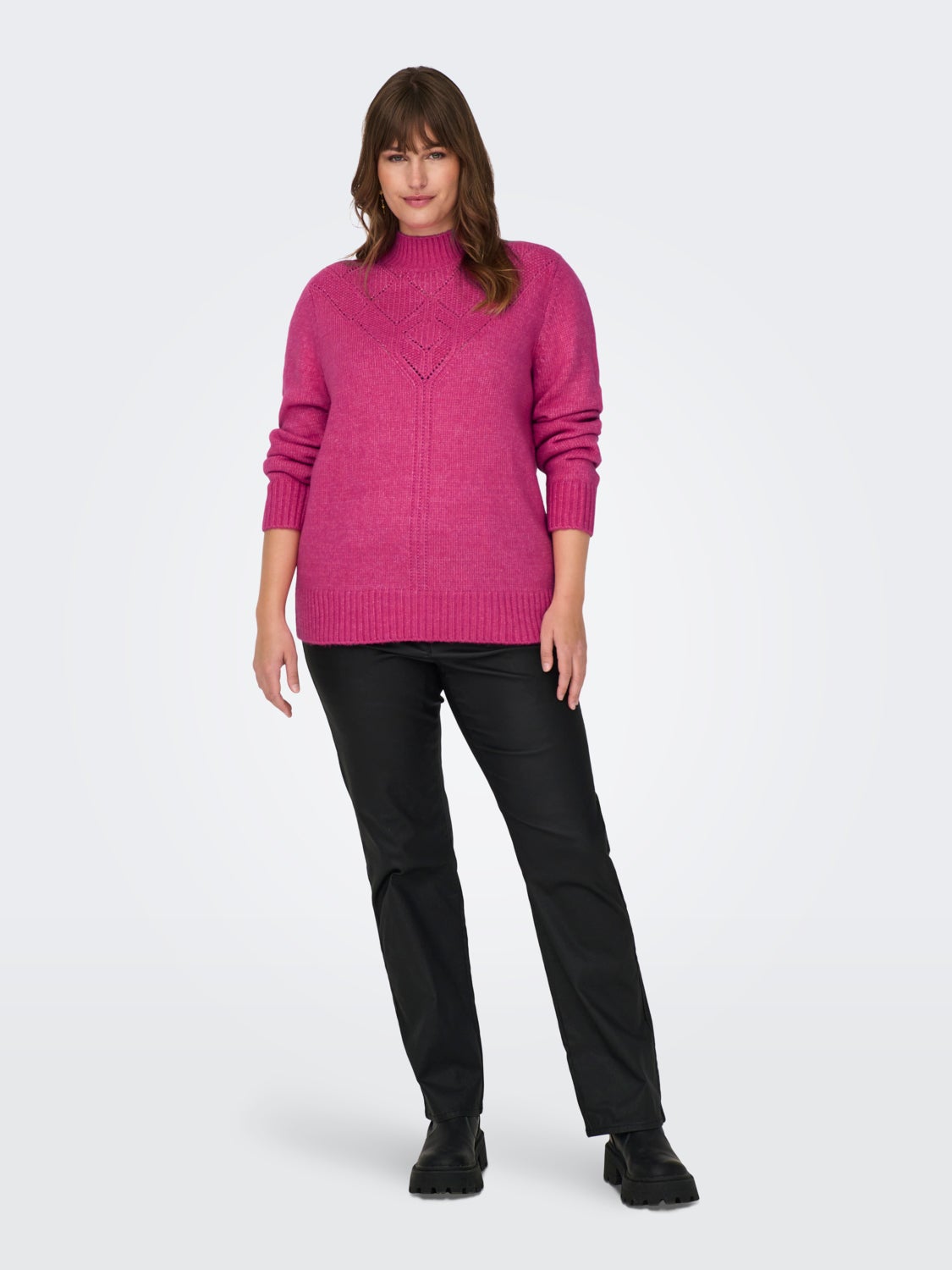Curvy high neck knitted pullover