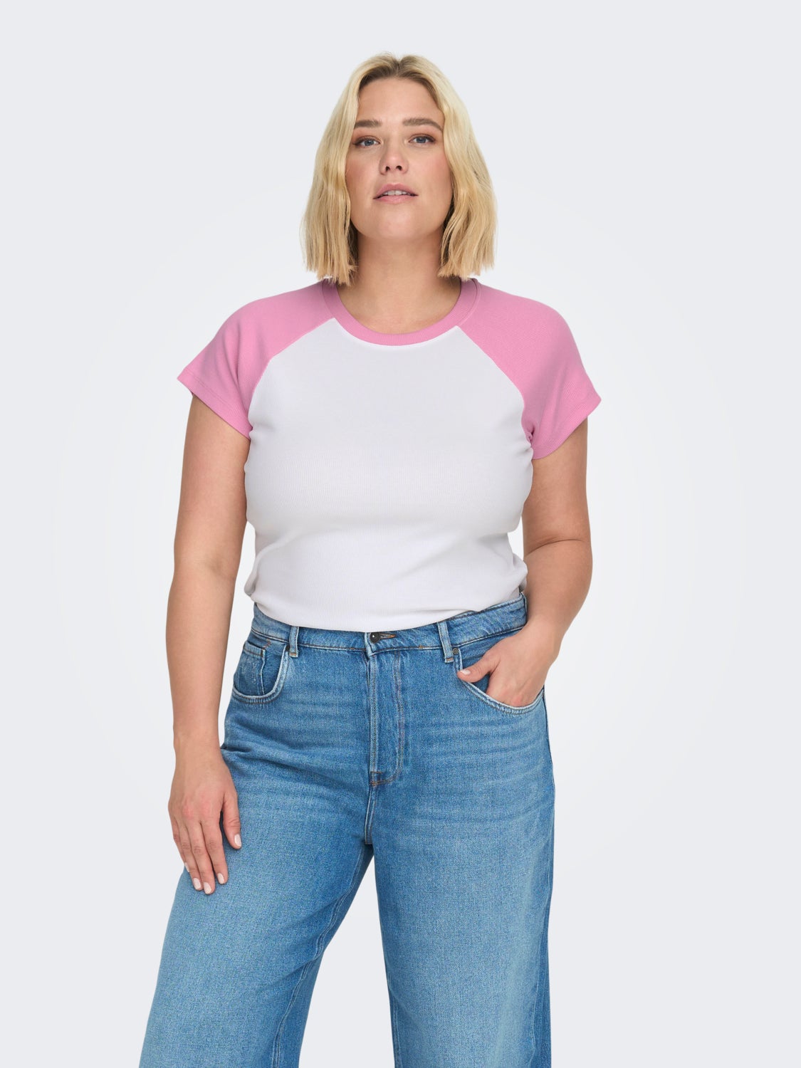 Curvy contrast color top